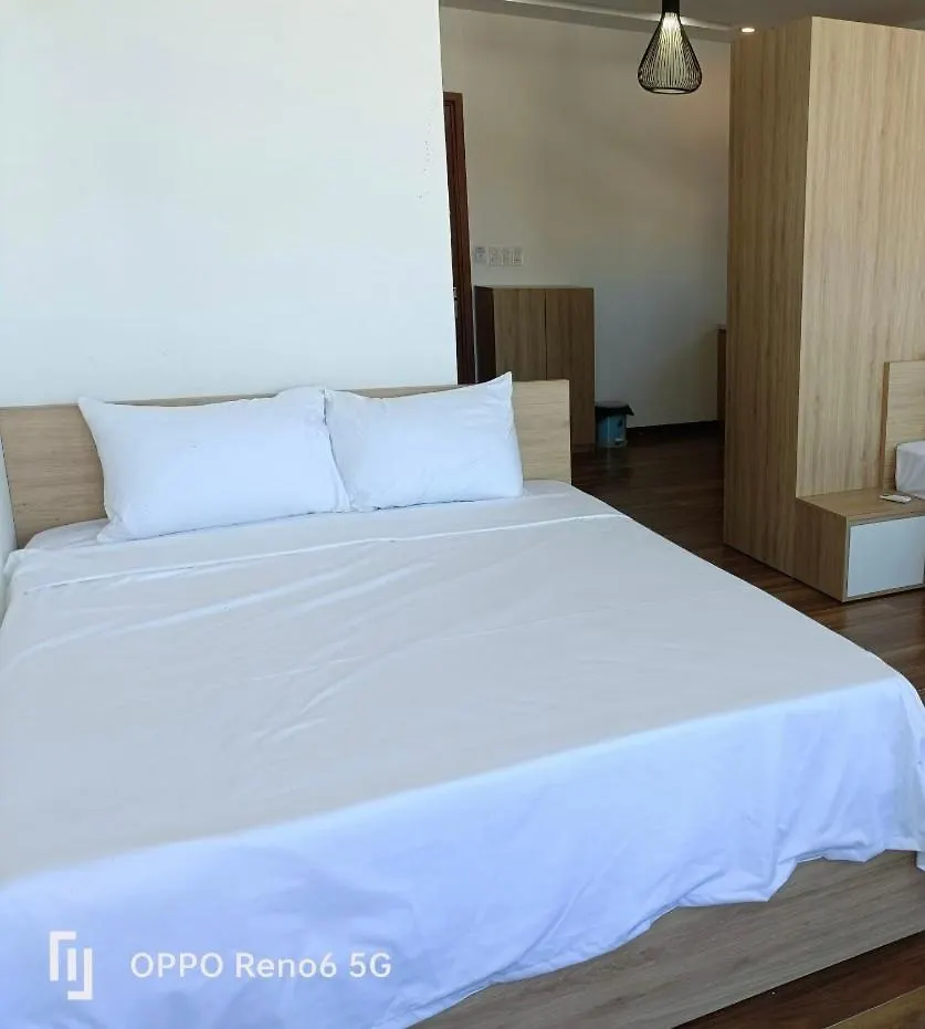 Tree Homestay Дананг